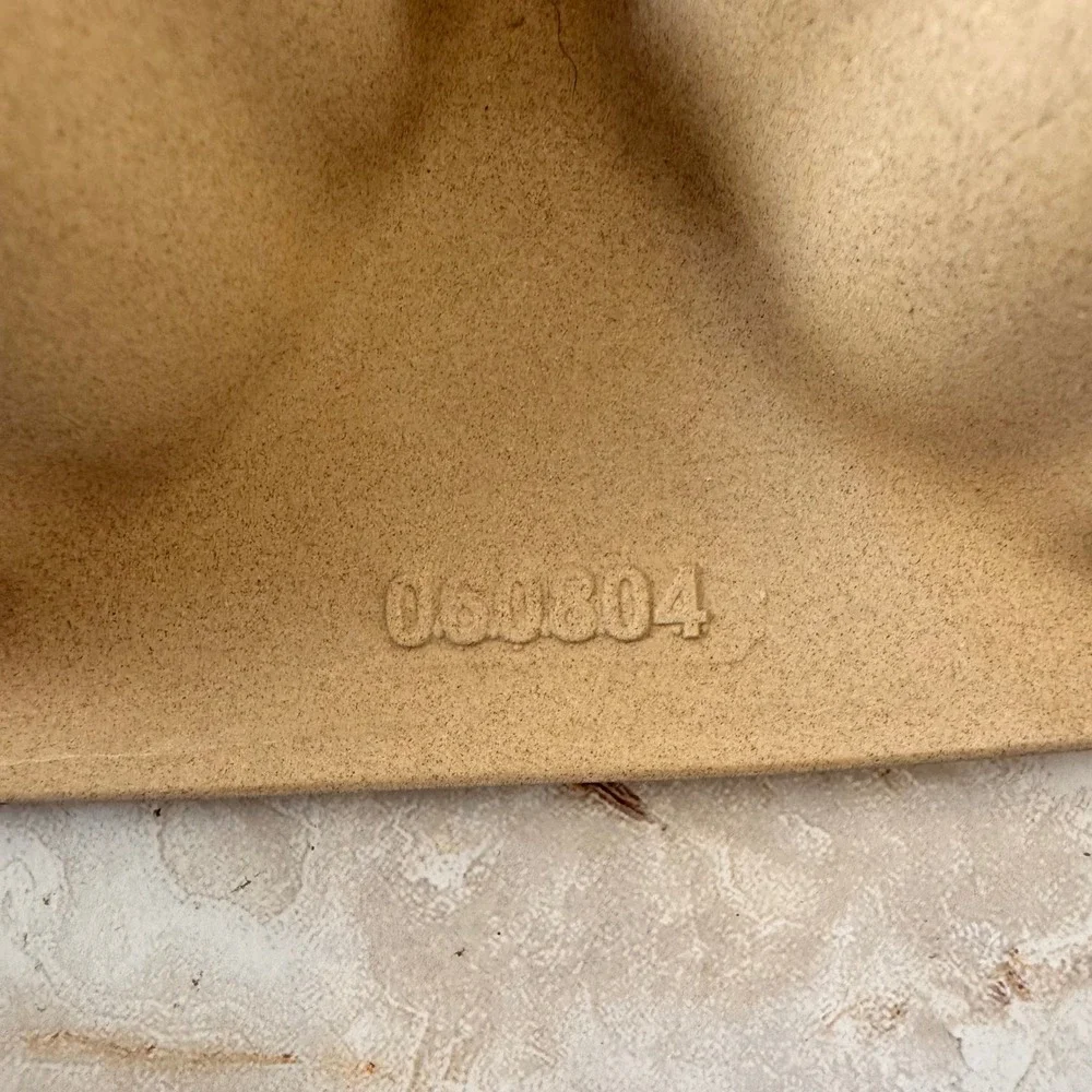 The Pampered Chef Mini Fluted Cake Pan Tan Stoneware Family Heritage USA Made